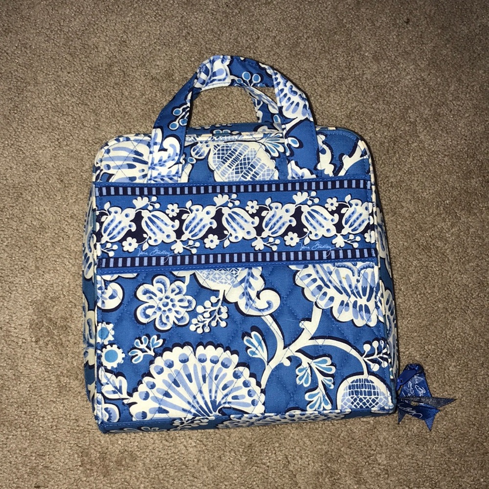Vera Bradley Tech Organizer - Blue Bayou